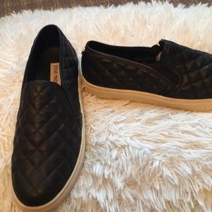 Steve Madden slip ons